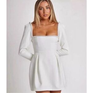 Muse White Sheath Dress with Puff Sleeves and Square Neck